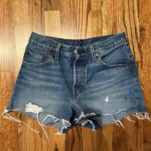 Levi 501 Highwaisted Cutoff Jean Shorts 25